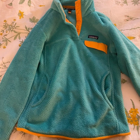 Patagonia Women's Re-Tool Snap-T Fleece Pullover, Small - Picture 2 of 6
